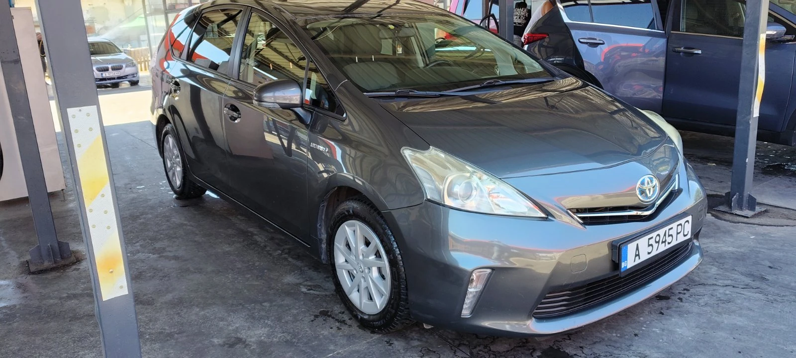 Toyota Prius Prius + V, снимка 3 - Автомобили и джипове - 55042205
