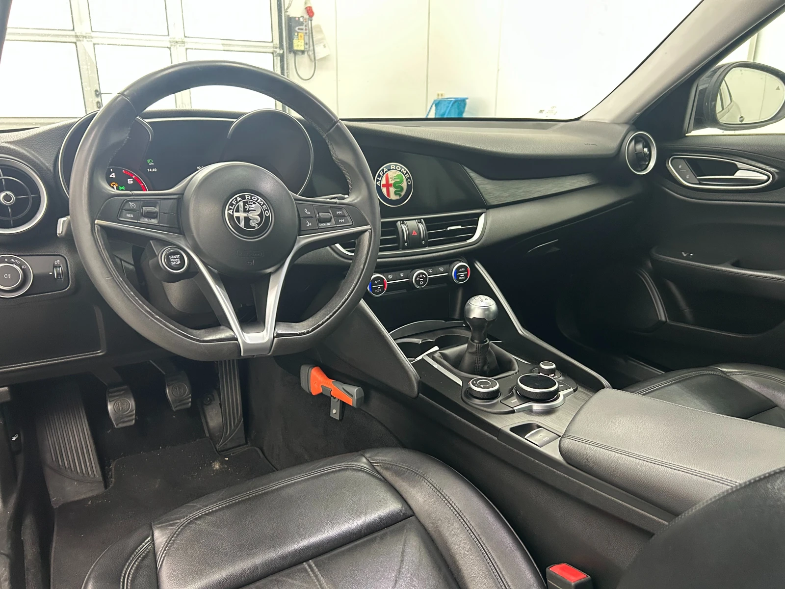 Alfa Romeo Giulia Super, снимка 6 - Автомобили и джипове - 55233052