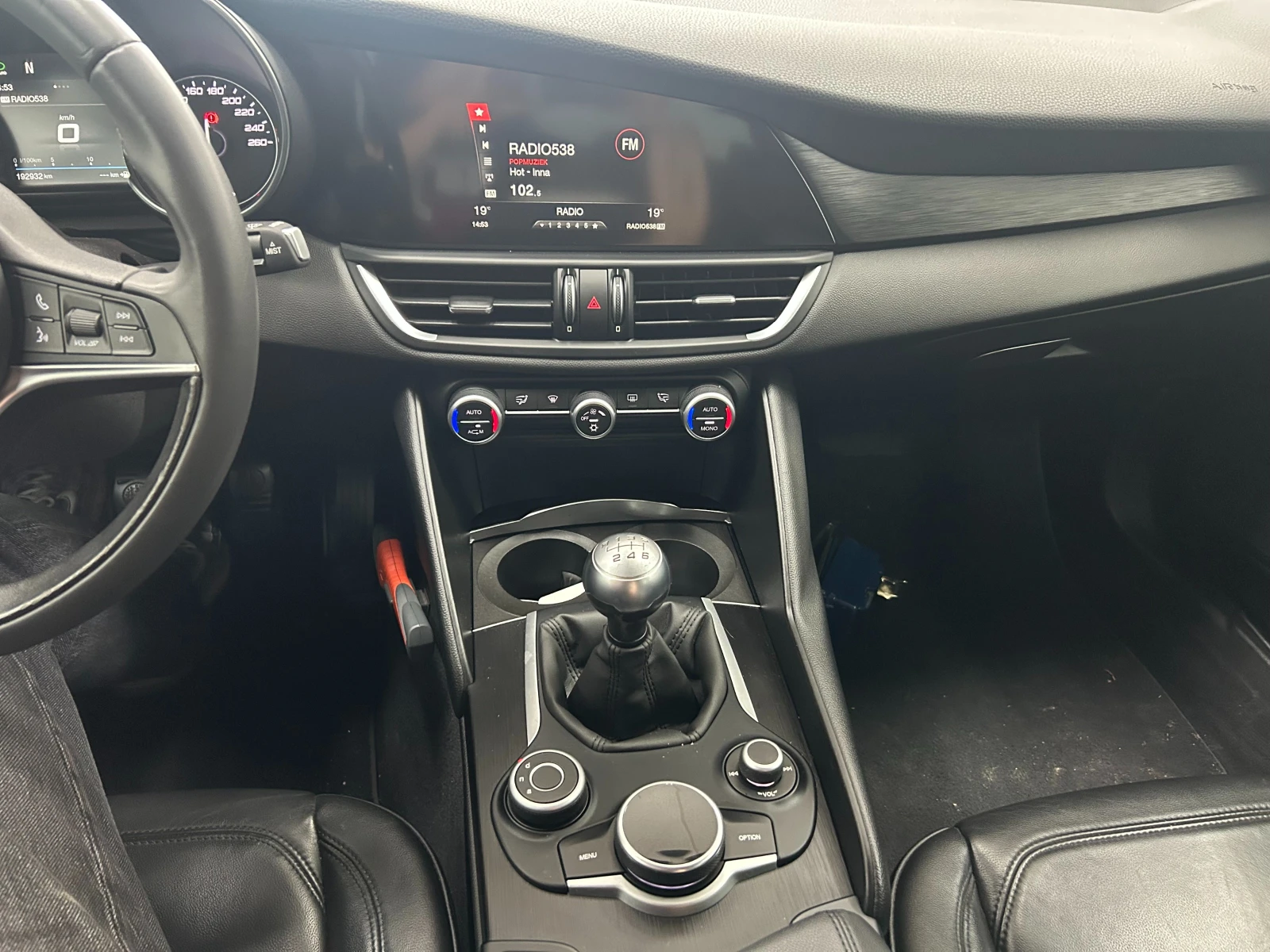 Alfa Romeo Giulia Super, снимка 9 - Автомобили и джипове - 55233052