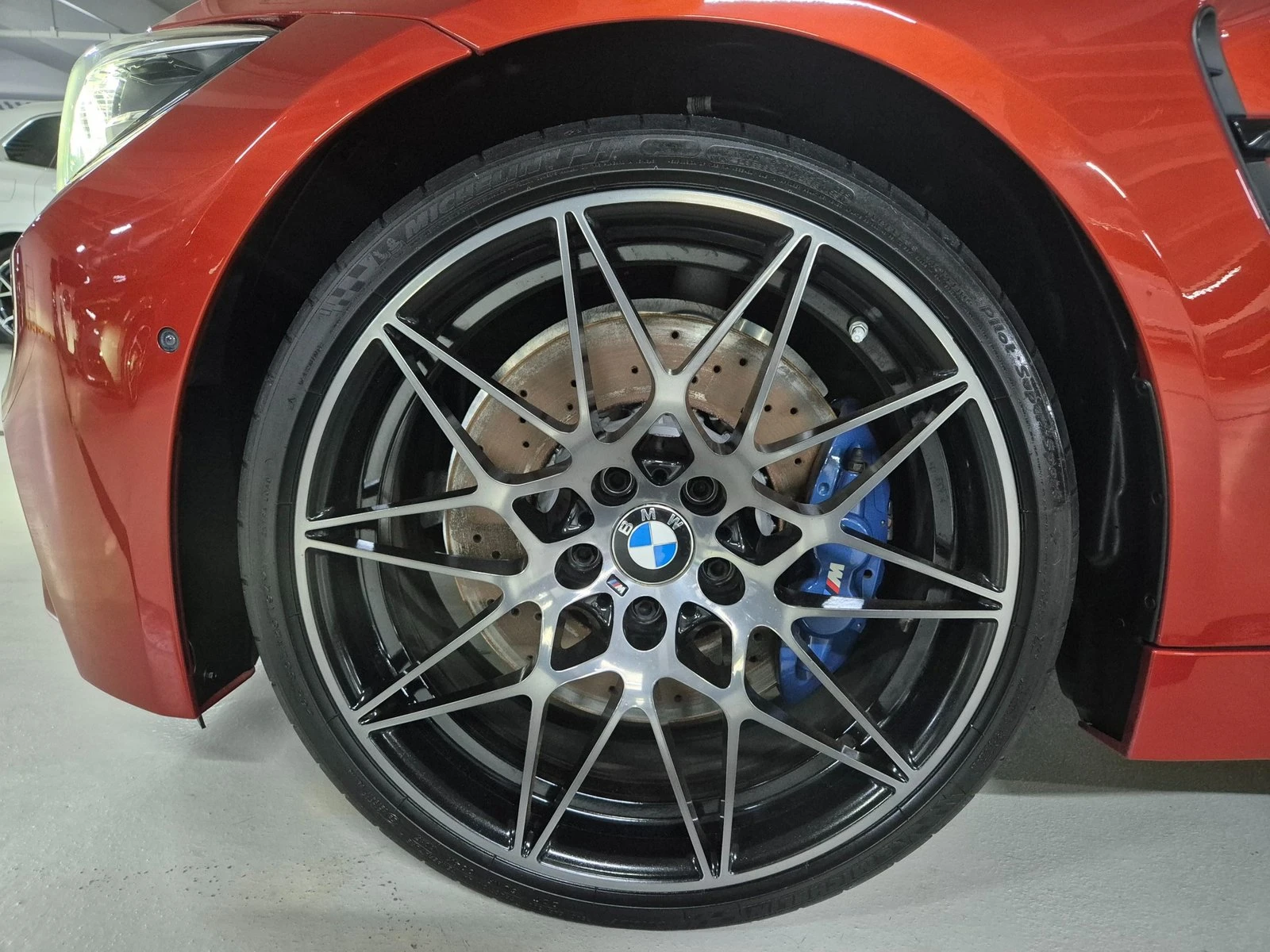 BMW M4 HUD* KEYLESS* ПОДГРЕВ ВОЛАН* КРАЙНА ЦЕНА, снимка 5 - Автомобили и джипове - 55271901