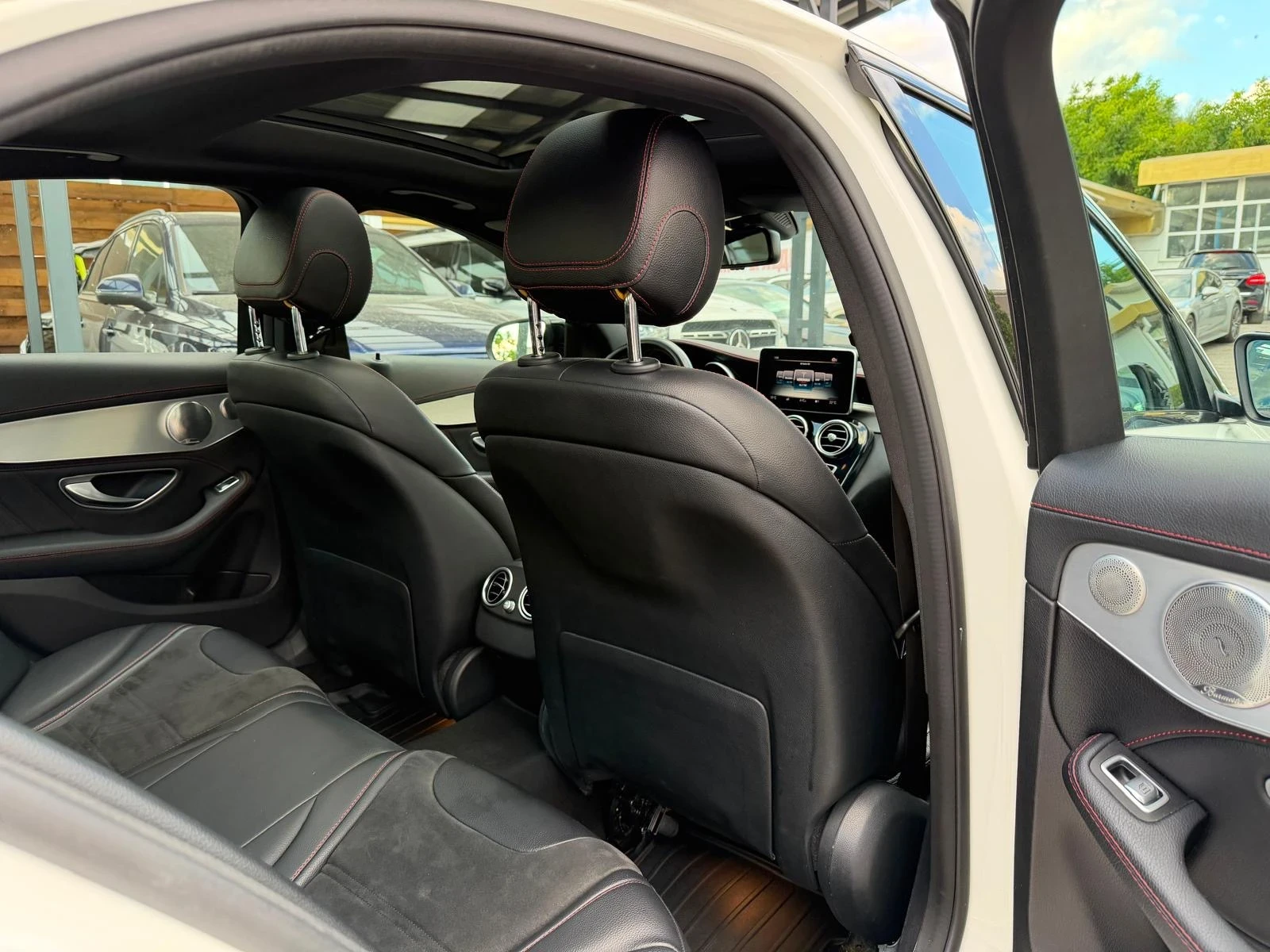 Mercedes-Benz C 43 AMG NightPack, снимка 11 - Автомобили и джипове - 55292342