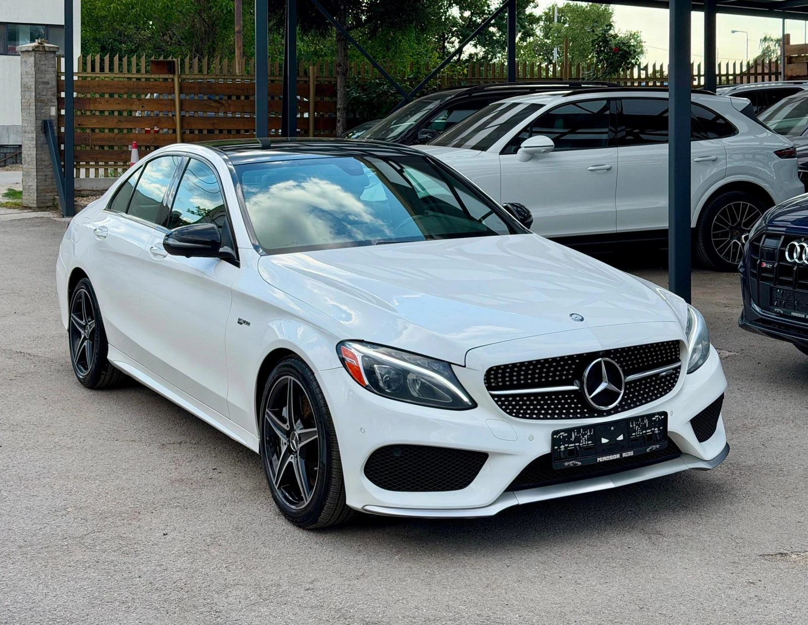 Mercedes-Benz C 43 AMG NightPack