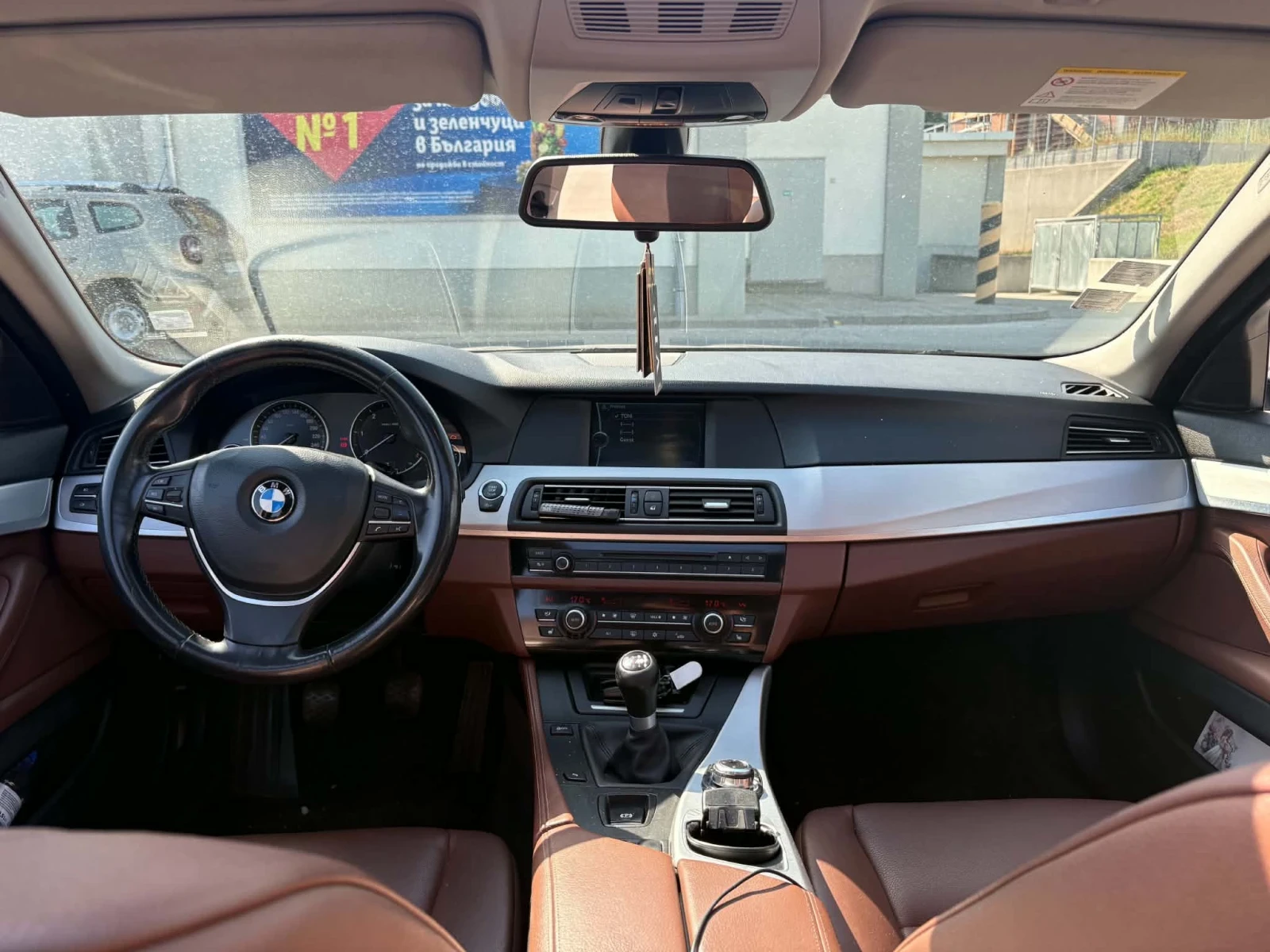 BMW 520, снимка 10 - Автомобили и джипове - 55380262