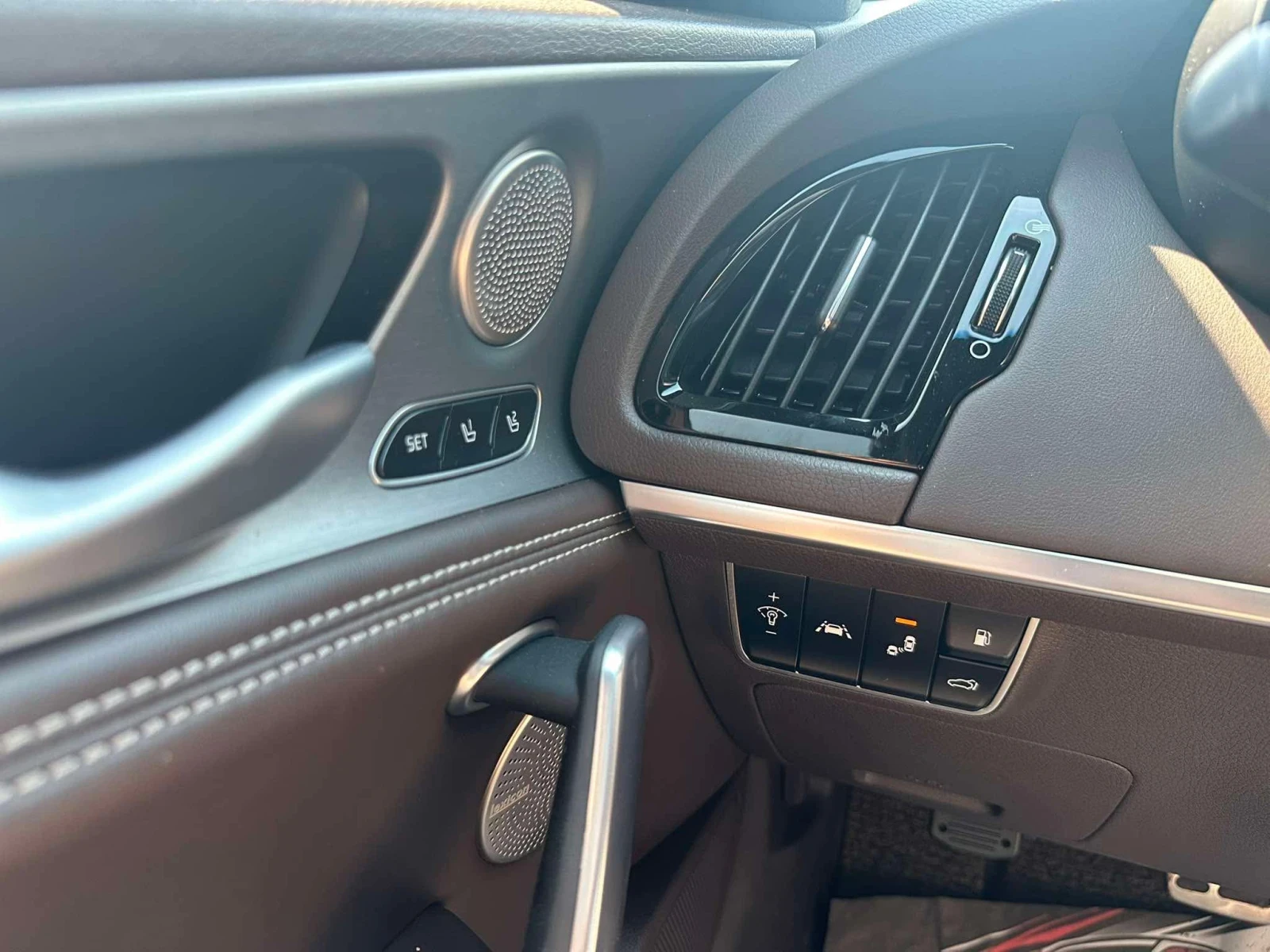 Kia Stinger | Mobile.bg � ����������� 12