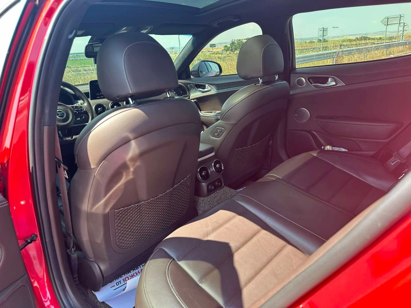Kia Stinger | Mobile.bg � ����������� 10
