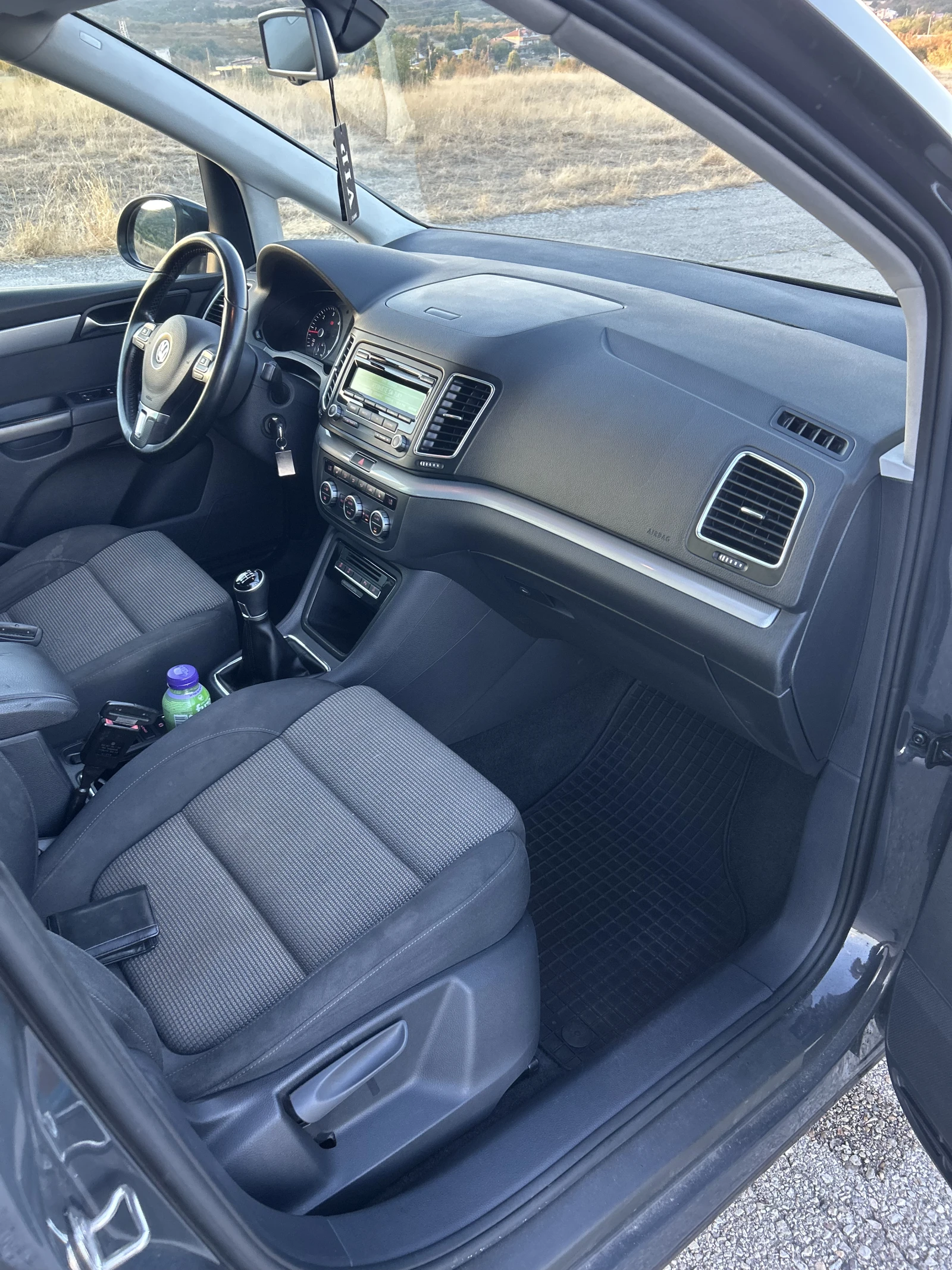 VW Sharan VW Sharan 2.0 TDI BlueMotion 6ск., снимка 14 - Автомобили и джипове - 55838116