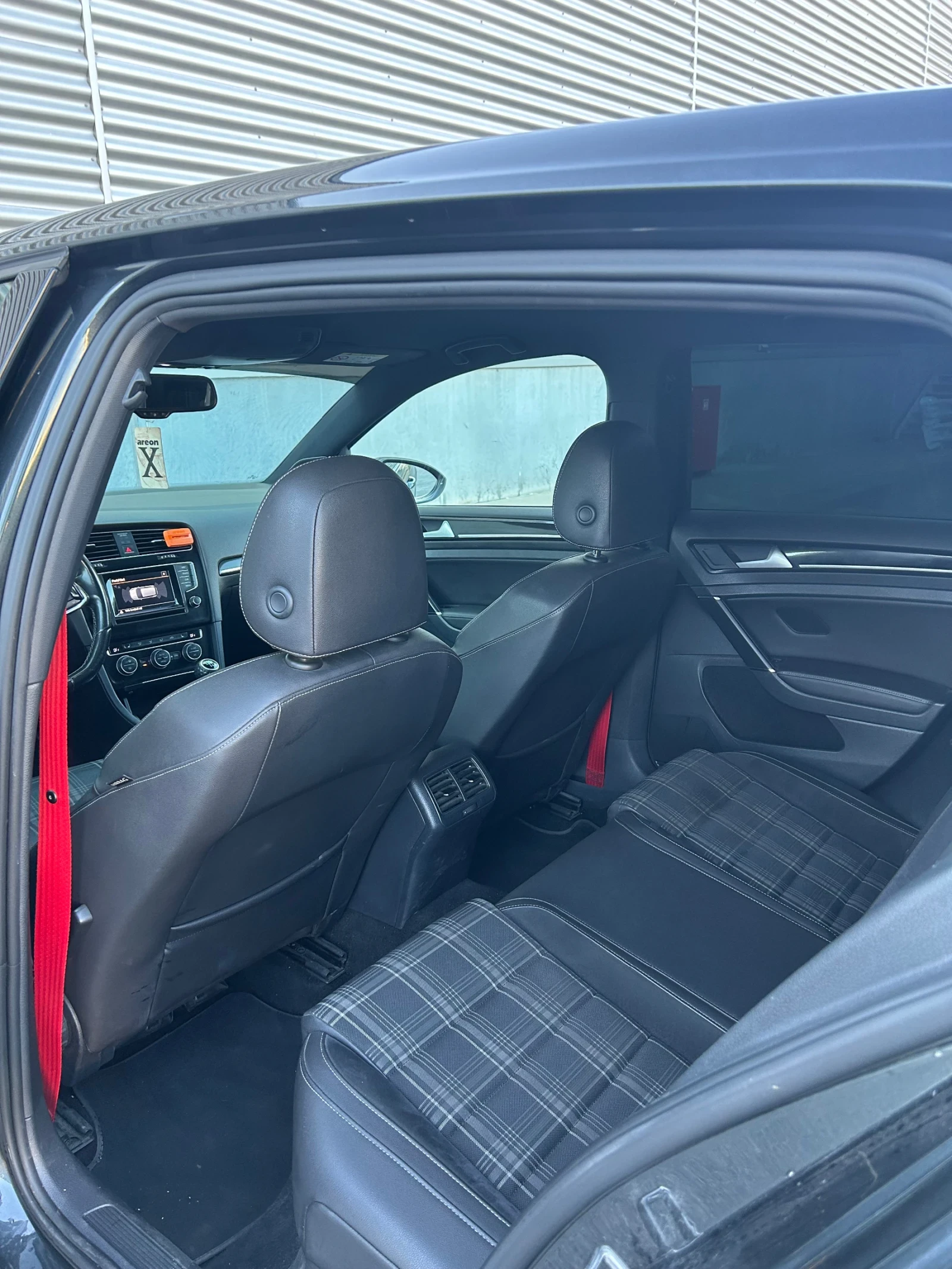VW Golf, снимка 10 - Автомобили и джипове - 55994229