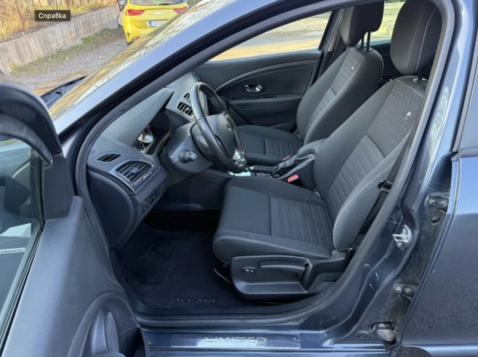 Renault Megane Limited , снимка 9 - Автомобили и джипове - 56117024
