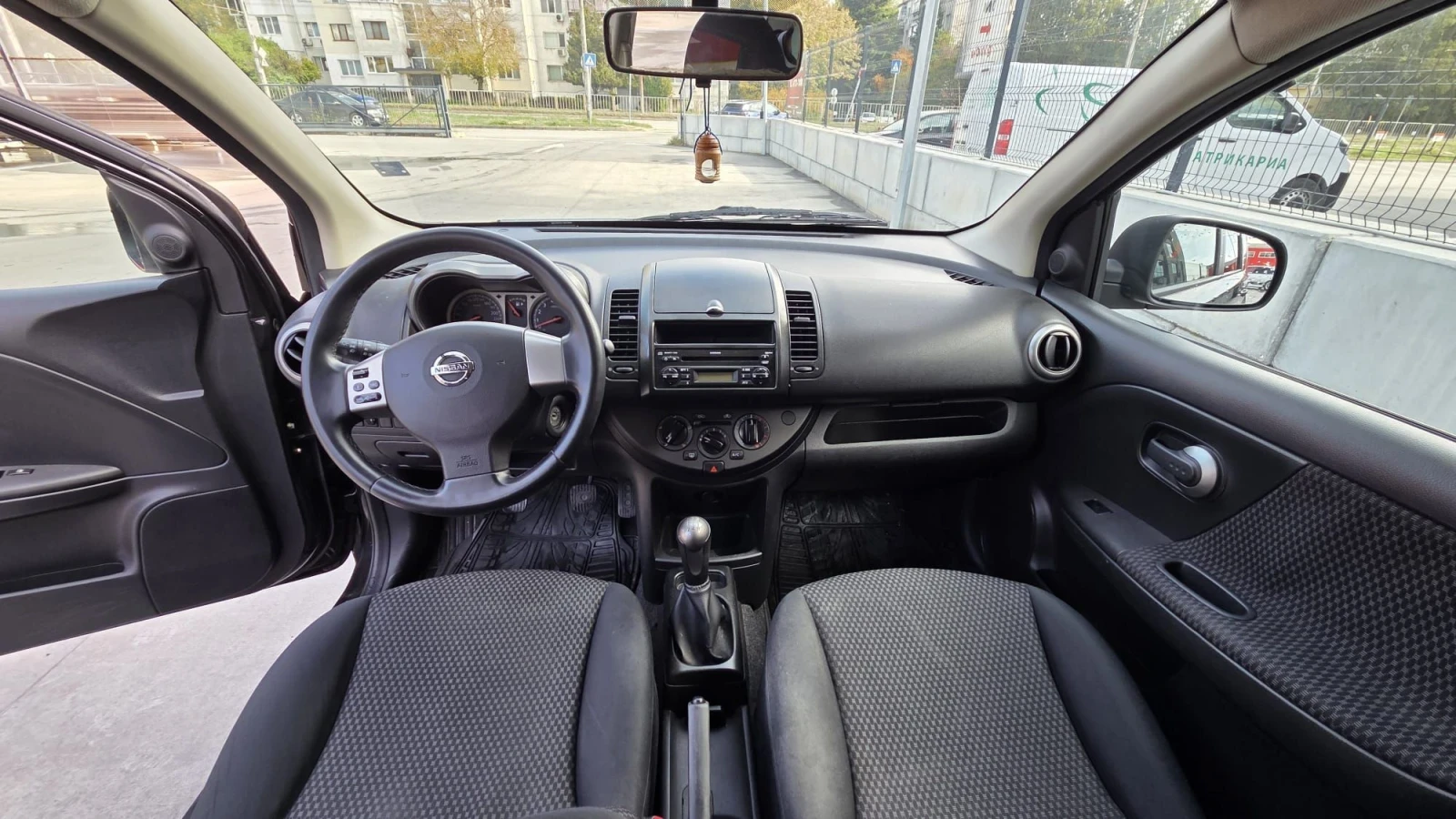 Nissan Note 1.4i 16v E11, снимка 5 - Автомобили и джипове - 56746709