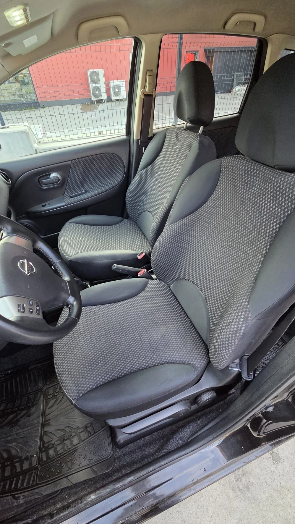 Nissan Note 1.4i 16v E11, снимка 6 - Автомобили и джипове - 56746709