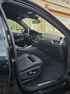 BMW X6 M50i SkyLounge Swarovski Масаж Laser Обслужен, снимка 9