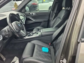 BMW X7 / 40i /2 КЛЮЧА / ПАНОРАМА / ДИСТРОНИК / АВТОКРЕДИТ | Auto.bg — изображение 3