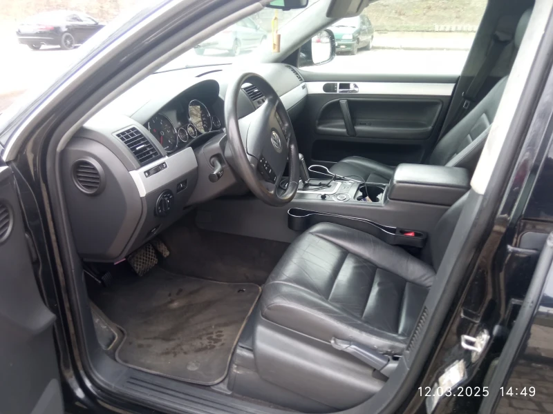 VW Touareg, снимка 7 - Автомобили и джипове - 49467130