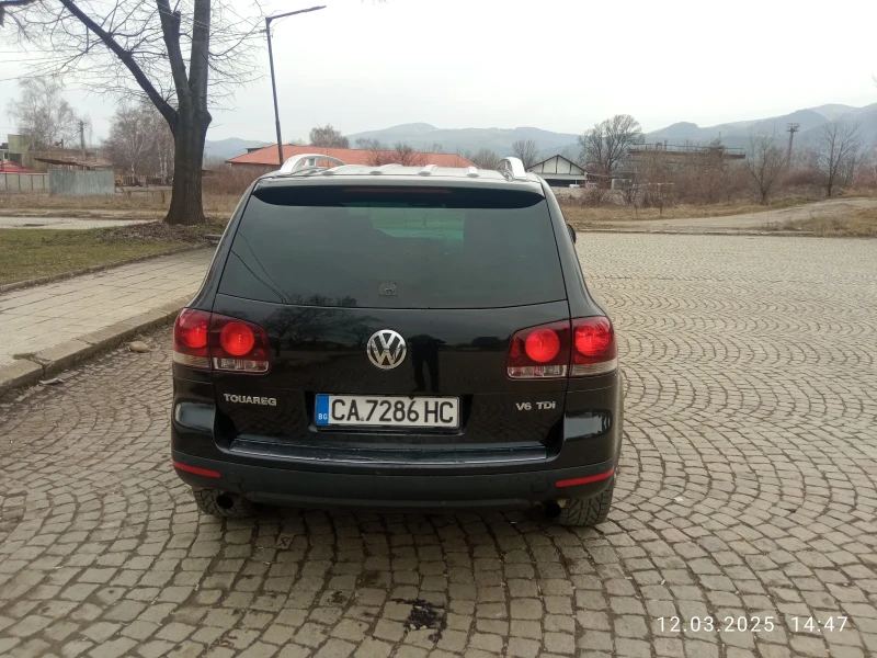 VW Touareg, снимка 4 - Автомобили и джипове - 49467130