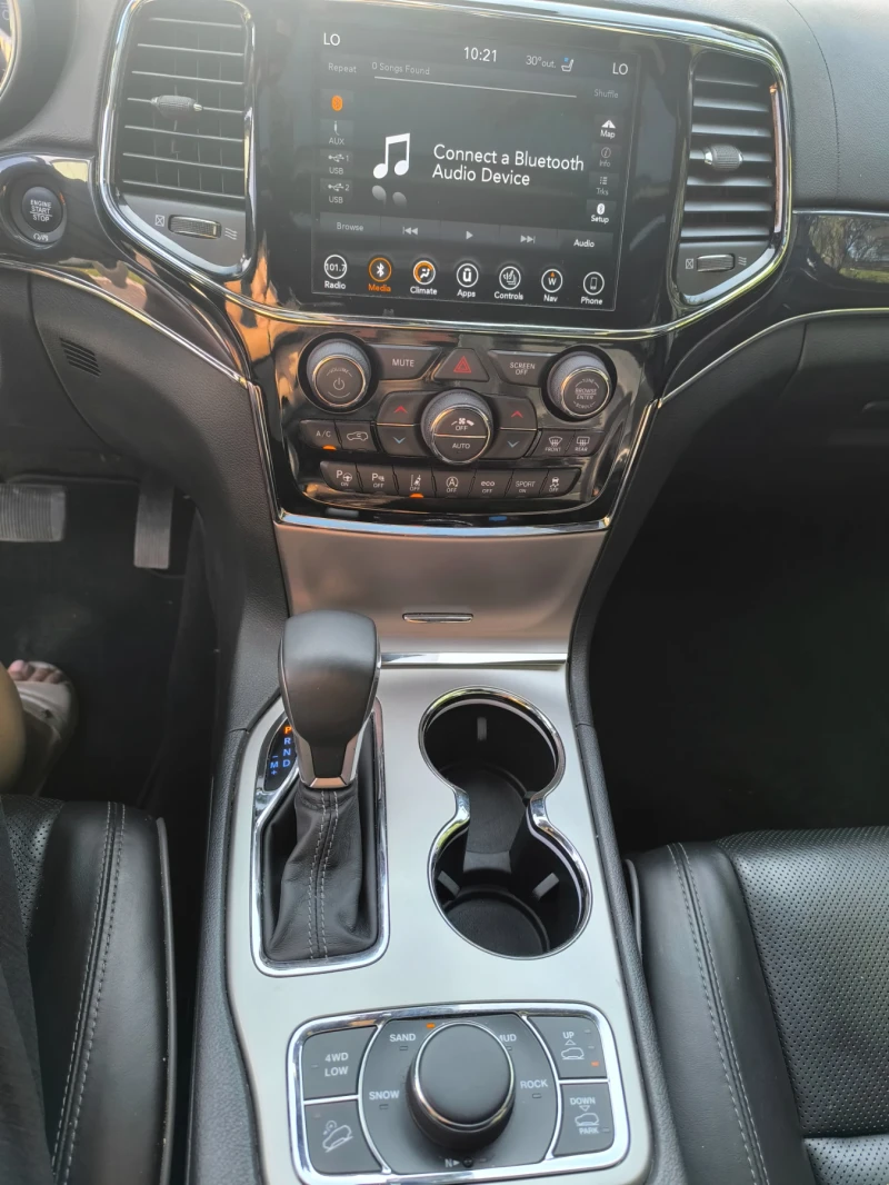 Jeep Grand cherokee OVERLAND, снимка 7 - Автомобили и джипове - 52352175