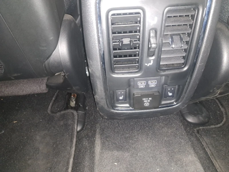 Jeep Grand cherokee OVERLAND, снимка 13 - Автомобили и джипове - 52352175