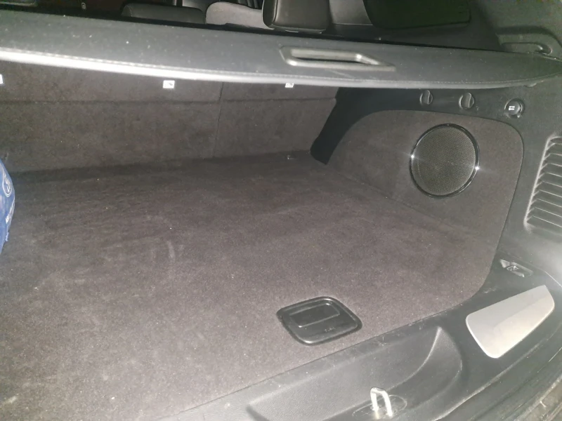 Jeep Grand cherokee OVERLAND, снимка 17 - Автомобили и джипове - 52352175