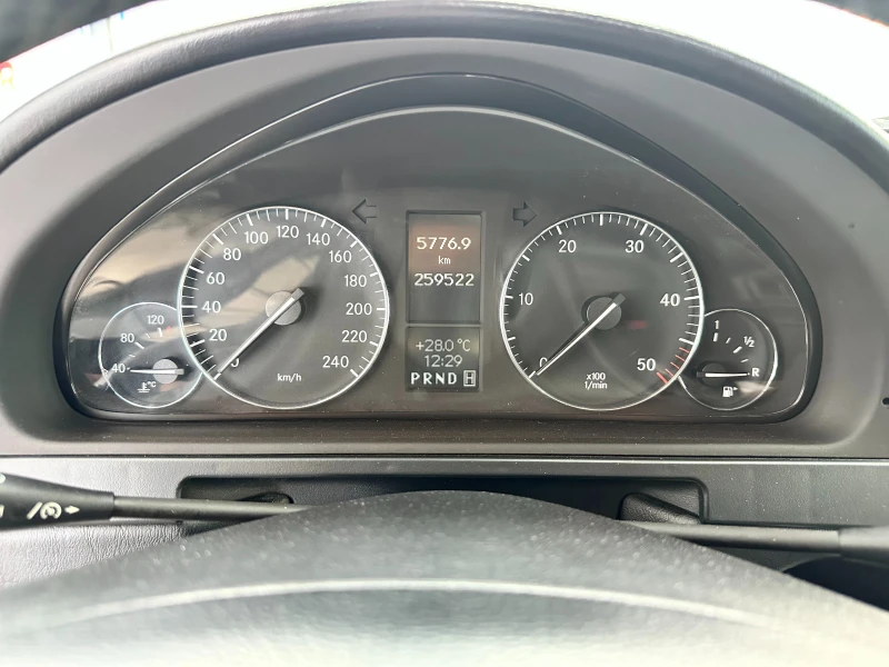 Mercedes-Benz G 350  G 350 BlueTEC, снимка 11 - Автомобили и джипове - 51906183