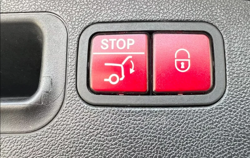 Mercedes-Benz GL 450 CDI 4MATIC, снимка 16 - Автомобили и джипове - 52892276