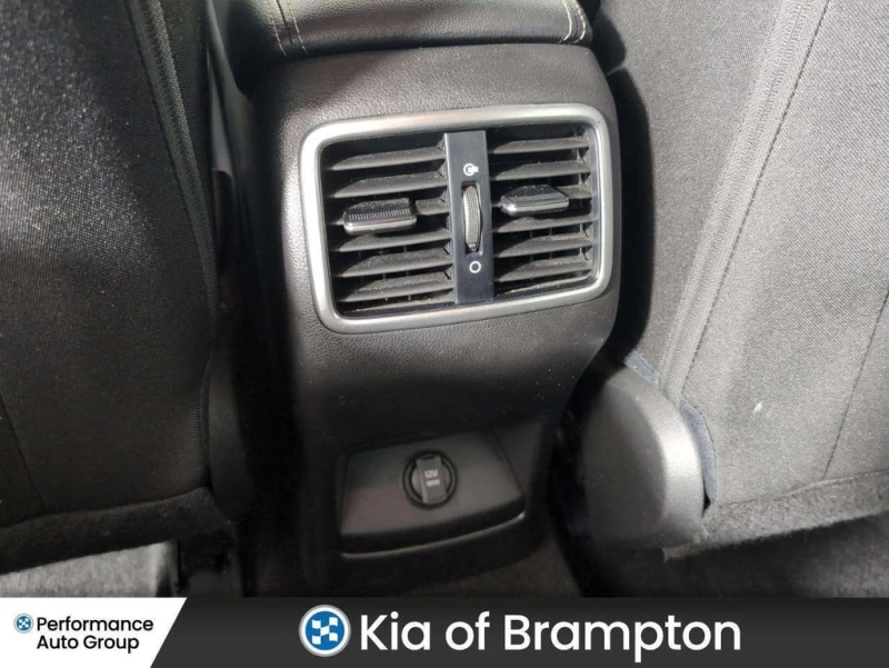 Kia Sportage * LX * CARFAX * ЦЕНА ДО БГ, снимка 15 - Автомобили и джипове - 53114415