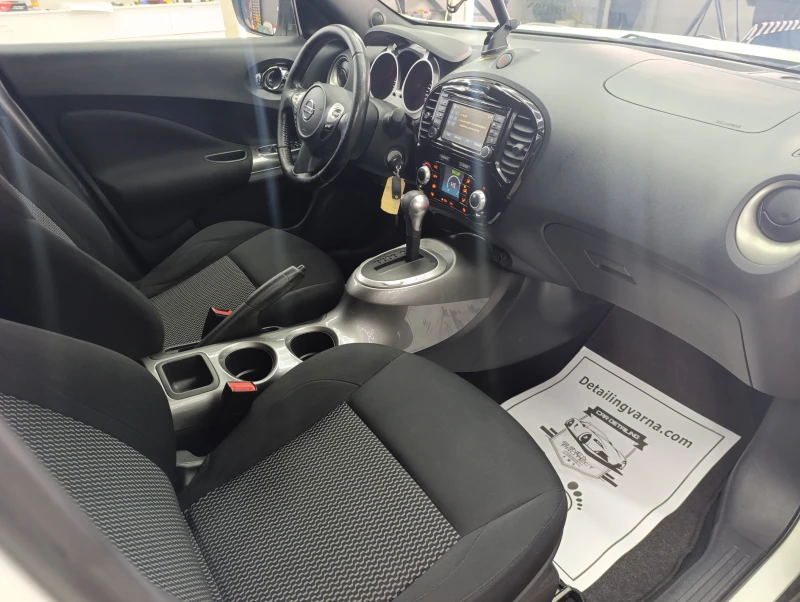 Nissan Juke 1.6i Xtronic, снимка 12 - Автомобили и джипове - 53177564