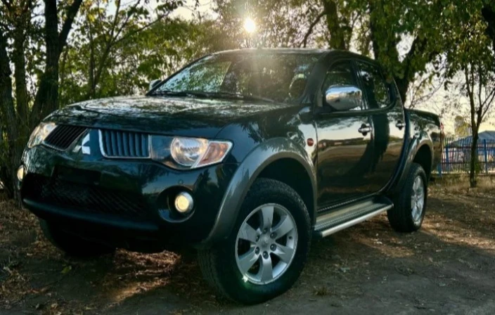 Mitsubishi L200, снимка 3 - Автомобили и джипове - 56697964