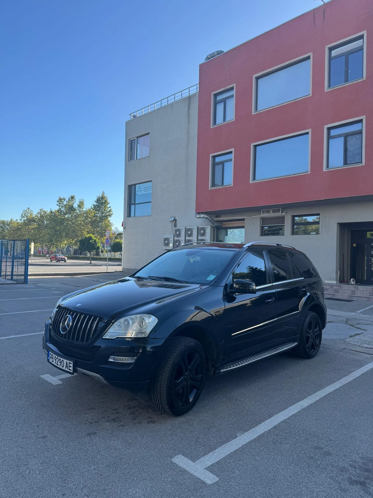 Mercedes-Benz ML 350  - изображение 3