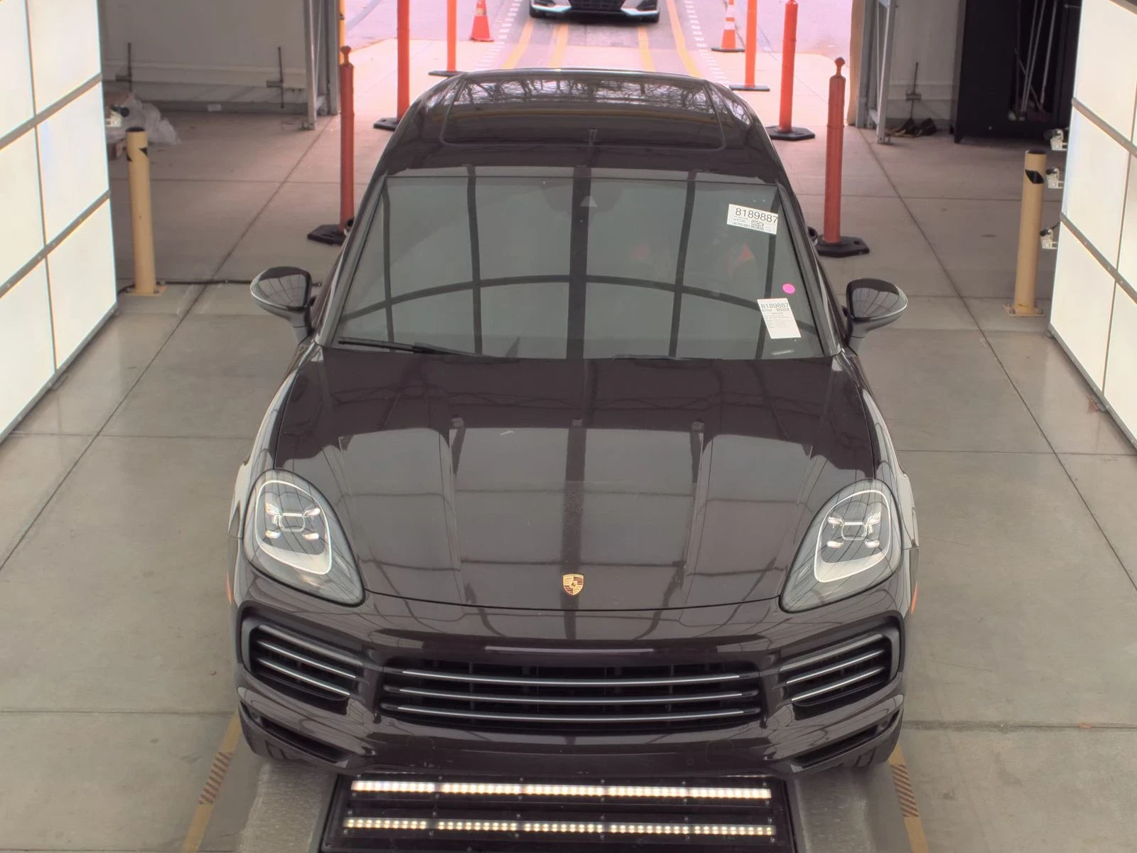 Porsche Cayenne | ЧЕРВЕН САЛОН | ПАНОРАМА | 360 КАМЕРИ |  - изображение 2