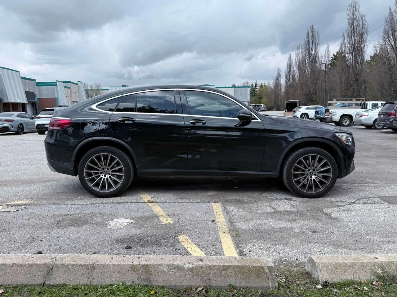 Mercedes-Benz GLC 300 ПОДГРЕВИ * ПАНО * KEYLESS * CARFAX, снимка 3 - Автомобили и джипове - 54479923