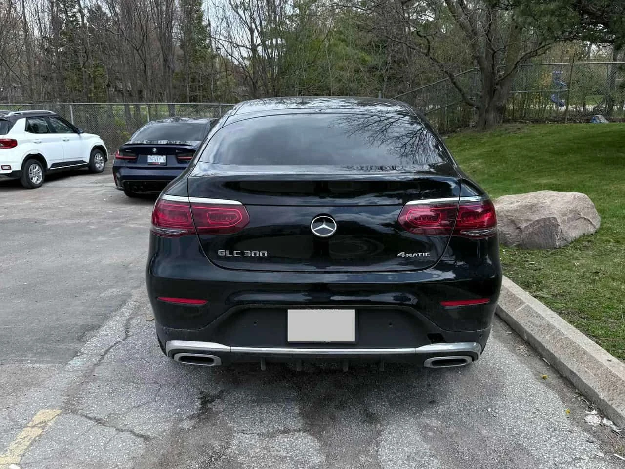 Mercedes-Benz GLC 300 ПОДГРЕВИ * ПАНО * KEYLESS * CARFAX, снимка 4 - Автомобили и джипове - 54479923