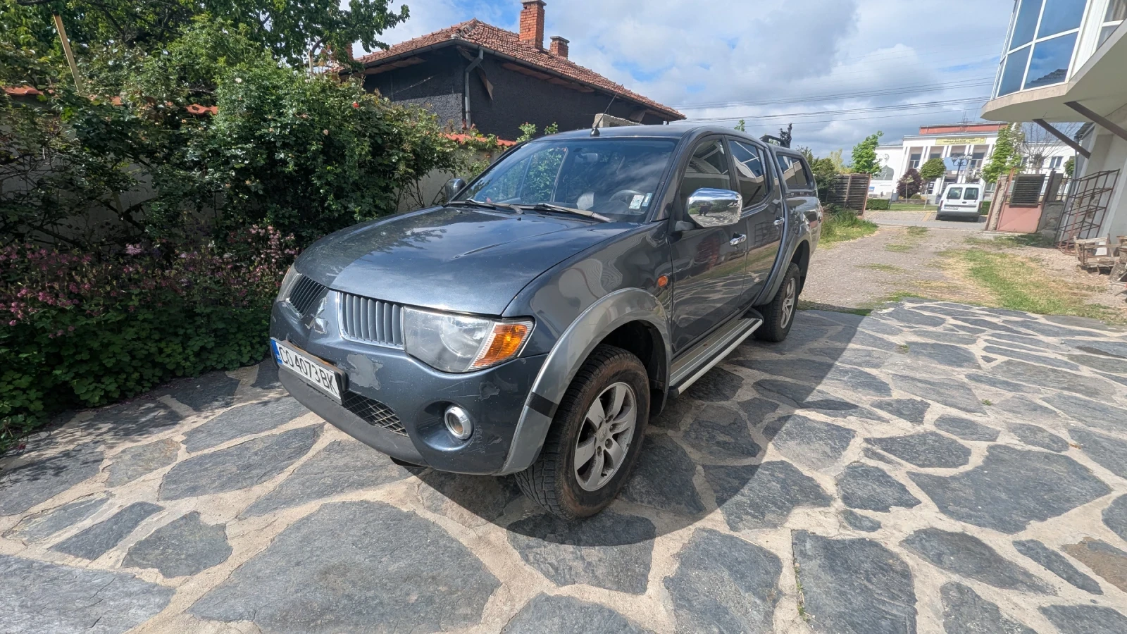 Mitsubishi L200, снимка 6 - Автомобили и джипове - 54594211