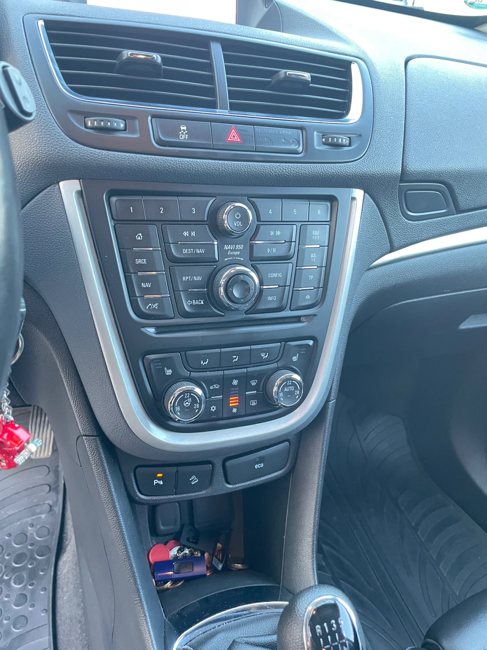 Opel Mokka, снимка 11 - Автомобили и джипове - 55084105