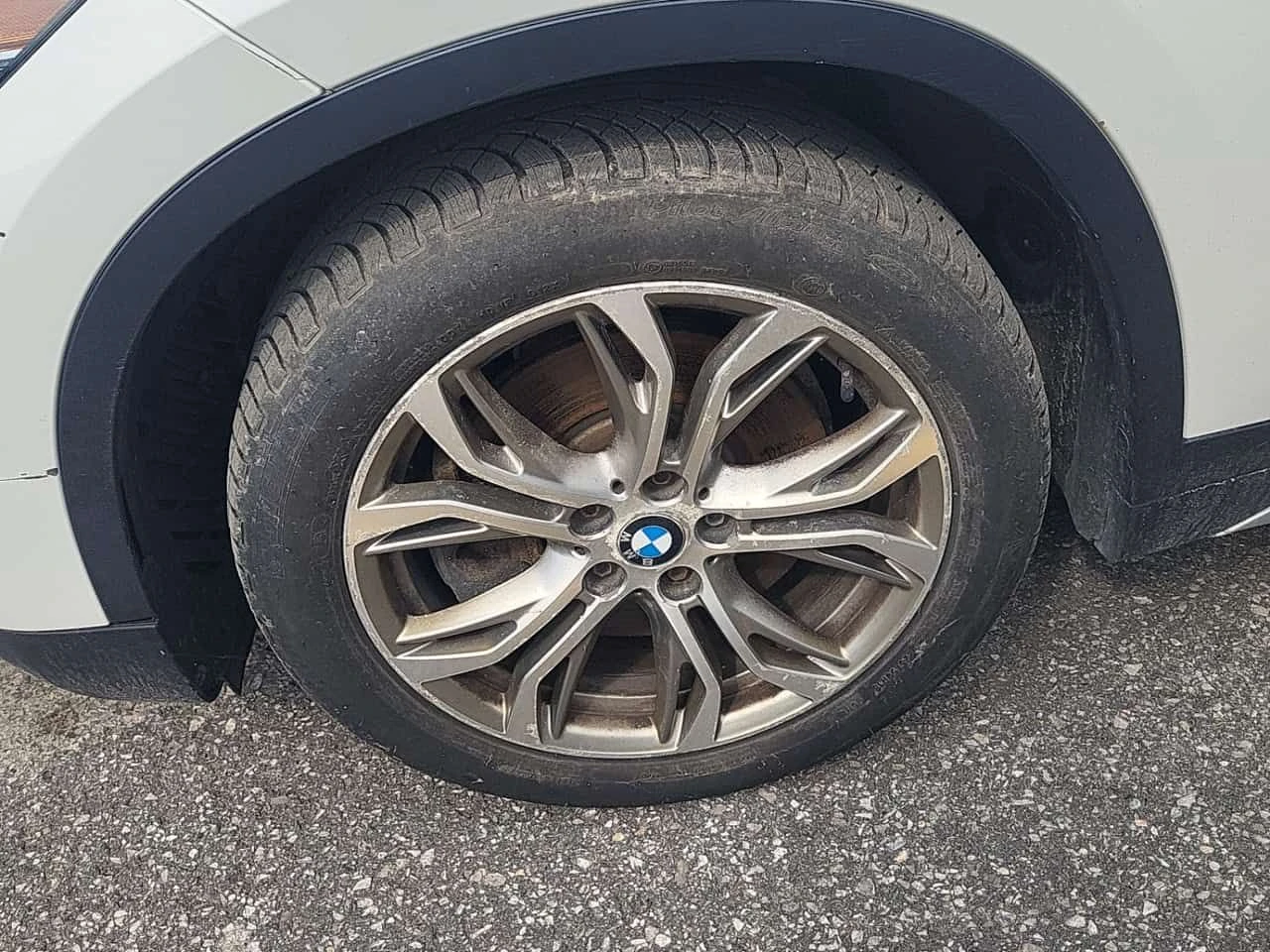 BMW X1 XDRIVE28I| ПОДГРЕВИ| ЗАДНА КАМЕРА| ПАНО| , снимка 5 - Автомобили и джипове - 55322202