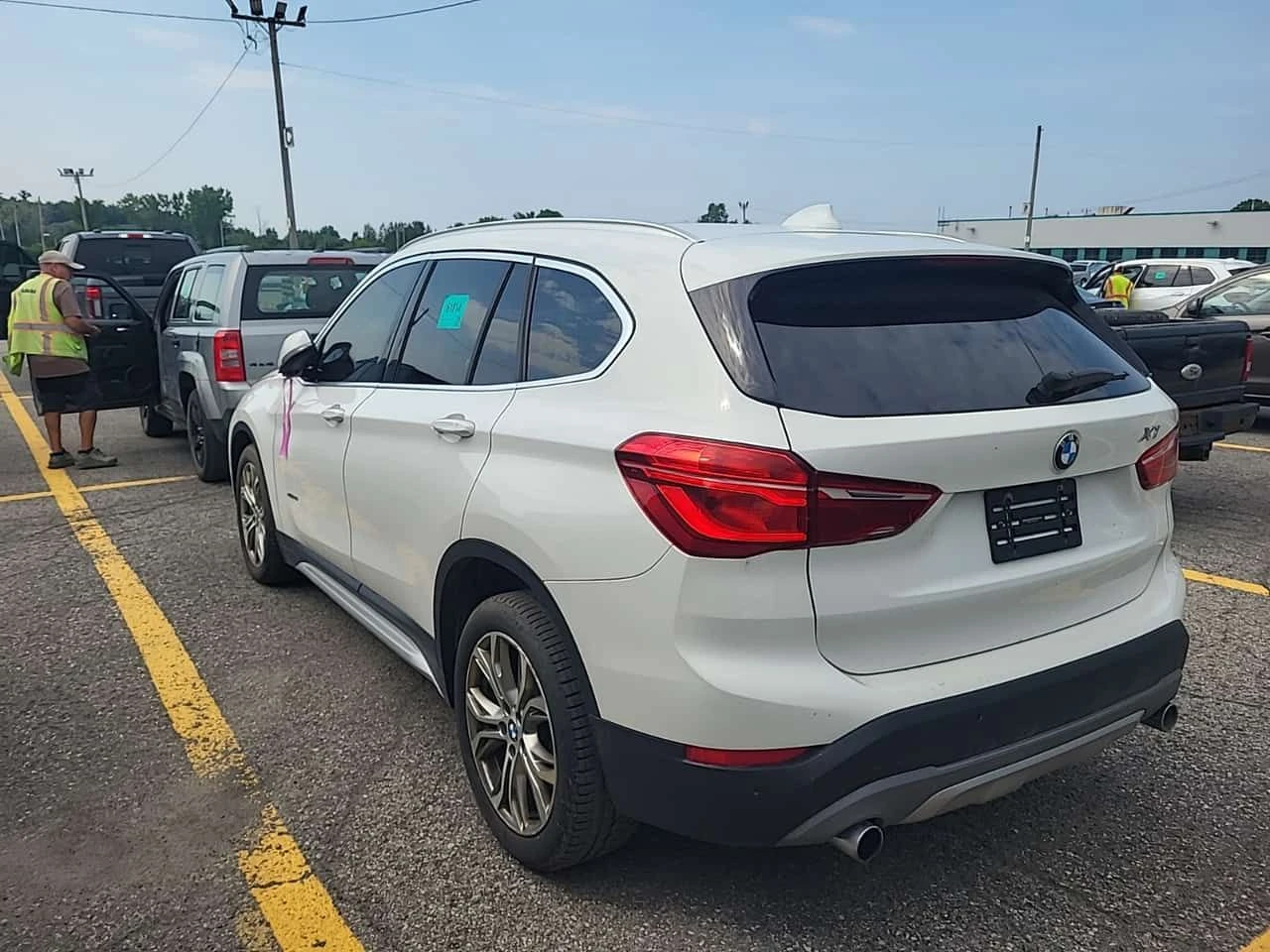 BMW X1 XDRIVE28I| ПОДГРЕВИ| ЗАДНА КАМЕРА| ПАНО| , снимка 4 - Автомобили и джипове - 55322202