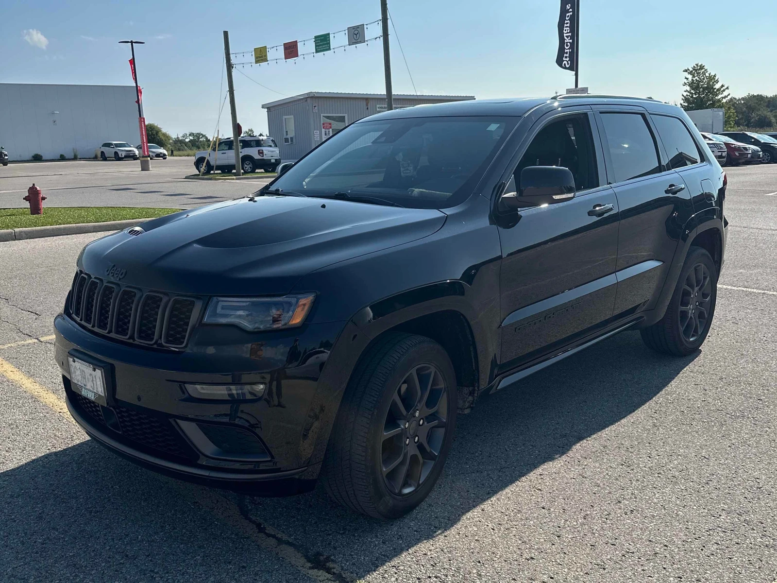Jeep Grand cherokee High Altitude | ПАНОРАМА | ДИСТРОНИК | ТАБЛЕТИ