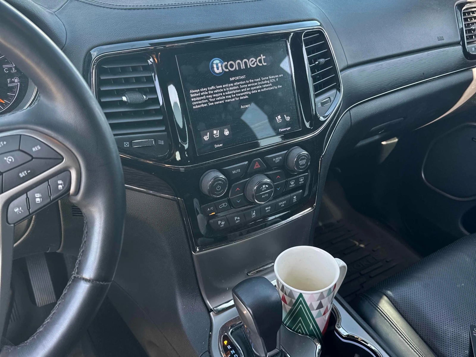Jeep Grand cherokee High Altitude | ПАНОРАМА | ДИСТРОНИК | ТАБЛЕТИ, снимка 9 - Автомобили и джипове - 55875848