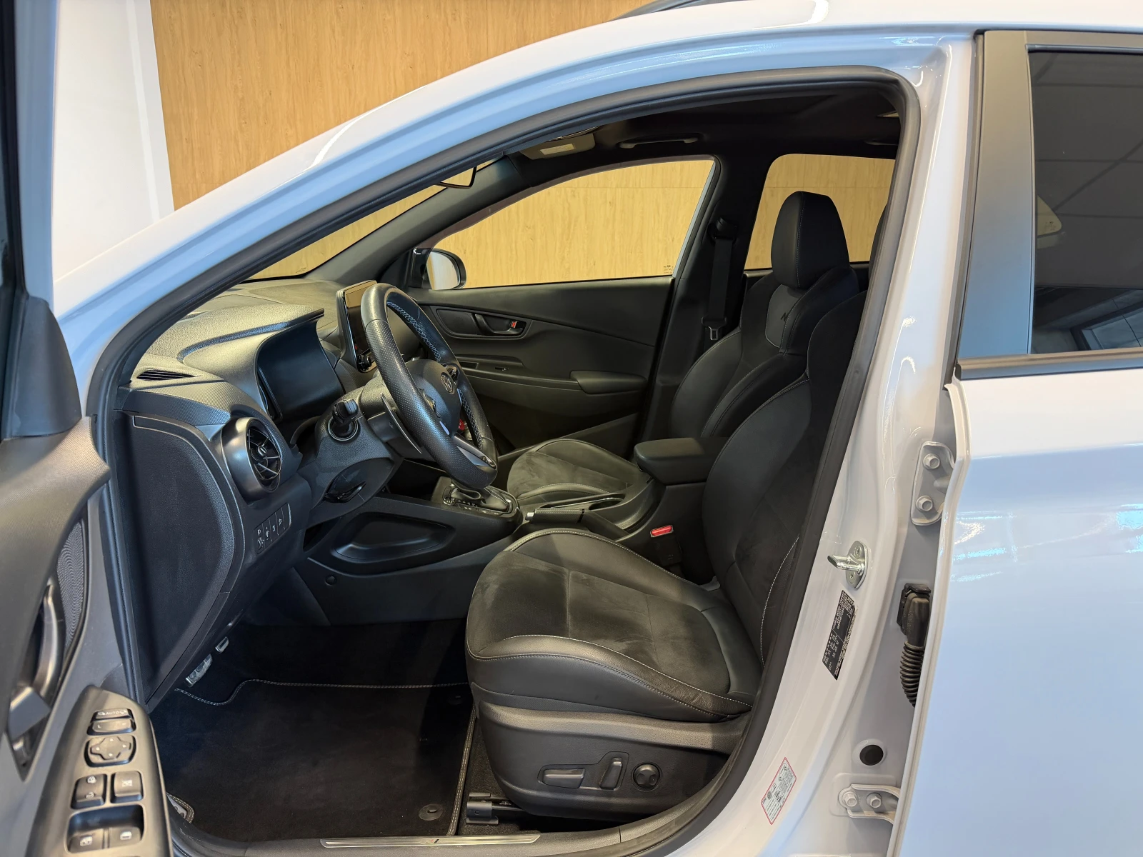 Hyundai Kona N PERFORMANCE, снимка 14 - Автомобили и джипове - 56223735