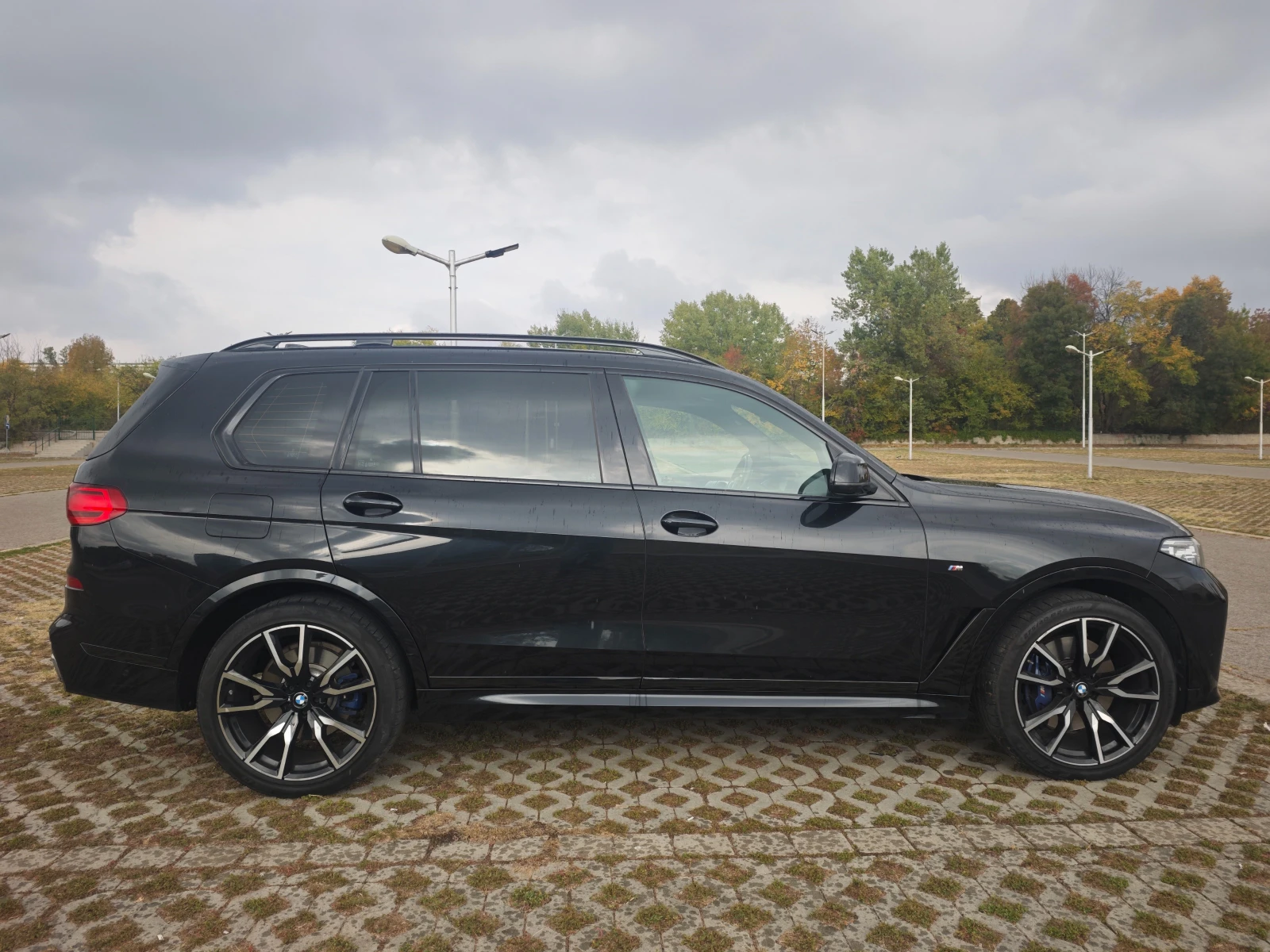 BMW X7 M pack Shadow Line, снимка 4 - Автомобили и джипове - 56530205