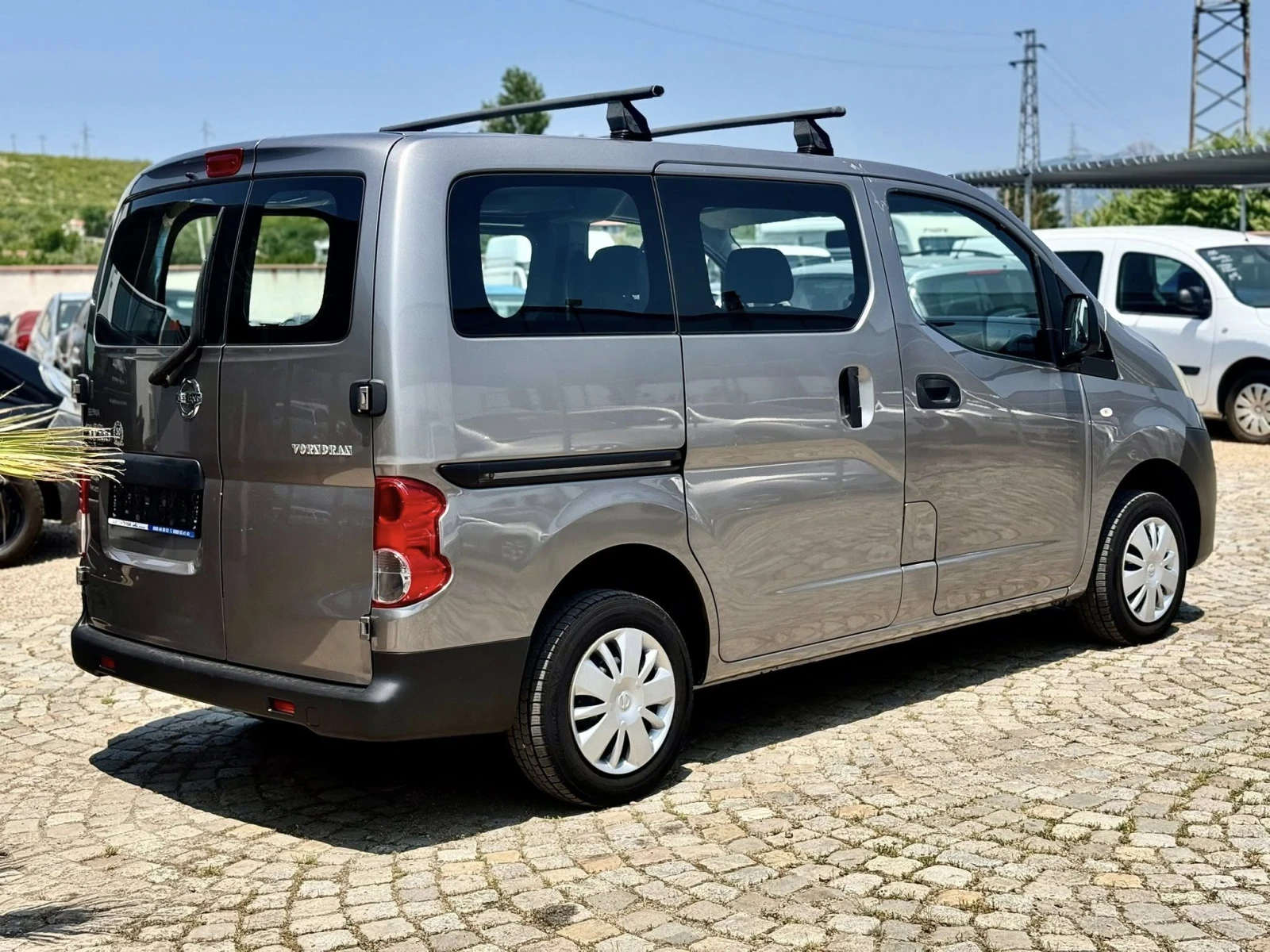 Nissan NV200 1.6 - изображение 5