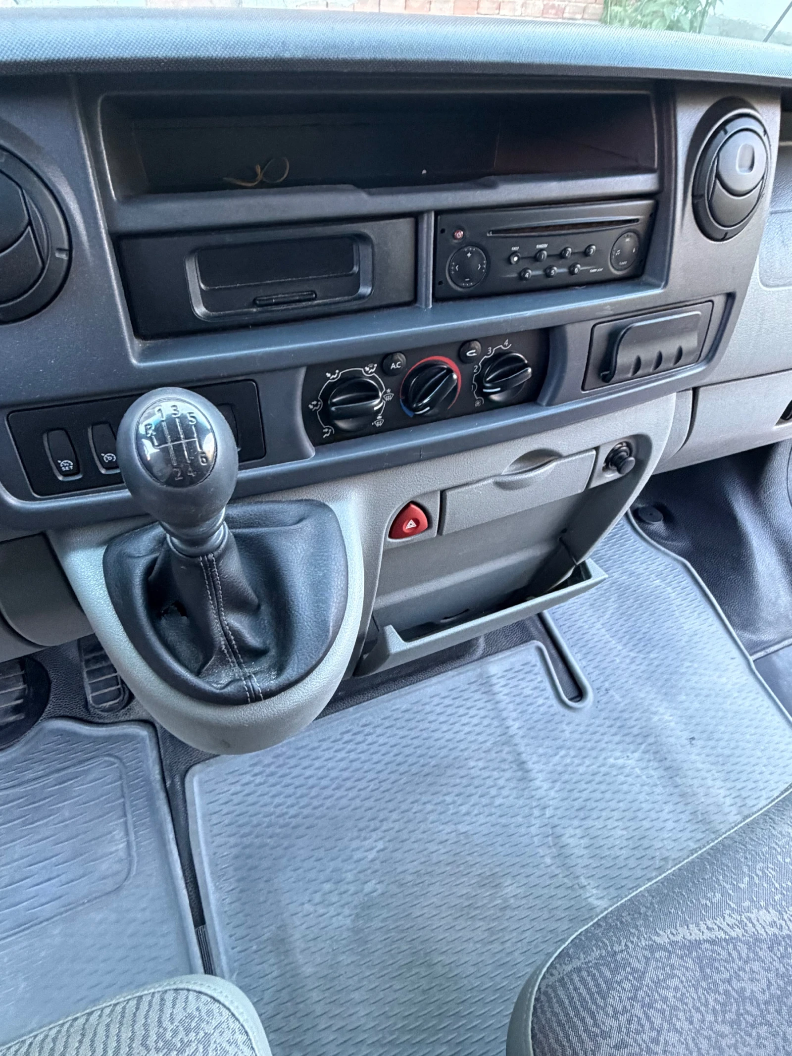 Renault Master, снимка 4 - Бусове и автобуси - 55748449