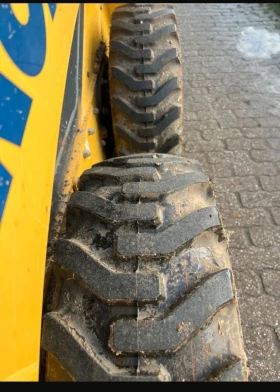 Мини челни товарачи Komatsu sk 714    Нов Внос Германия, снимка 3