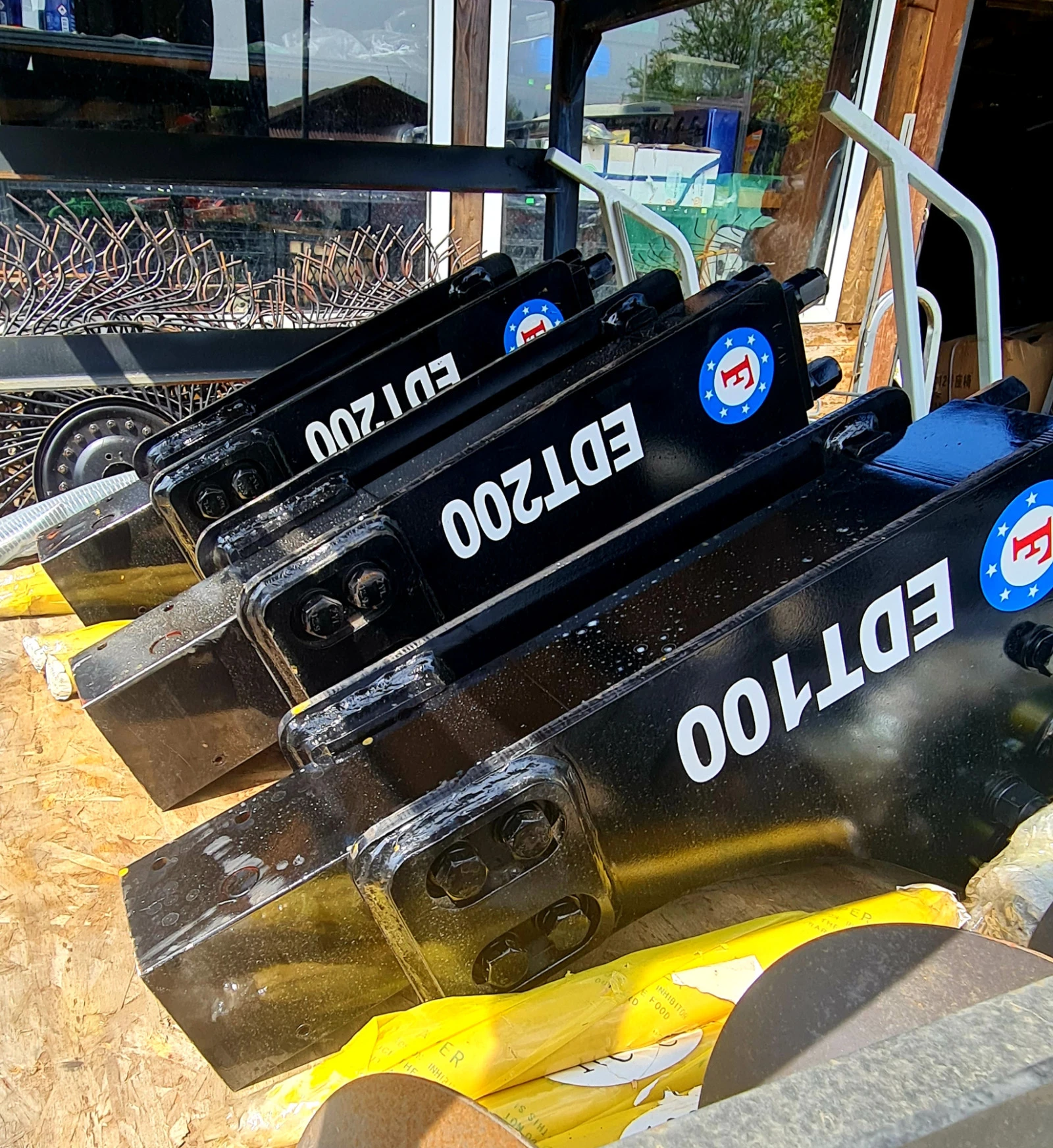  MITSHUBISHI  MM30CR-2    70  | Mobile.bg   13