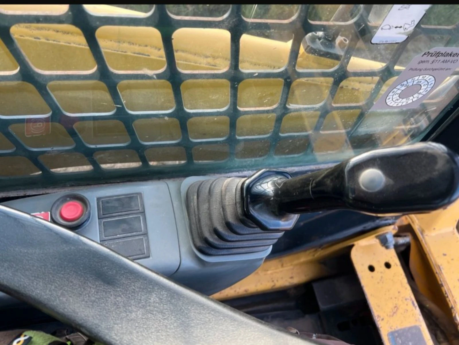 Мини челни товарачи Komatsu sk 714    Нов Внос Германия, снимка 2 - Индустриална техника - 54043019