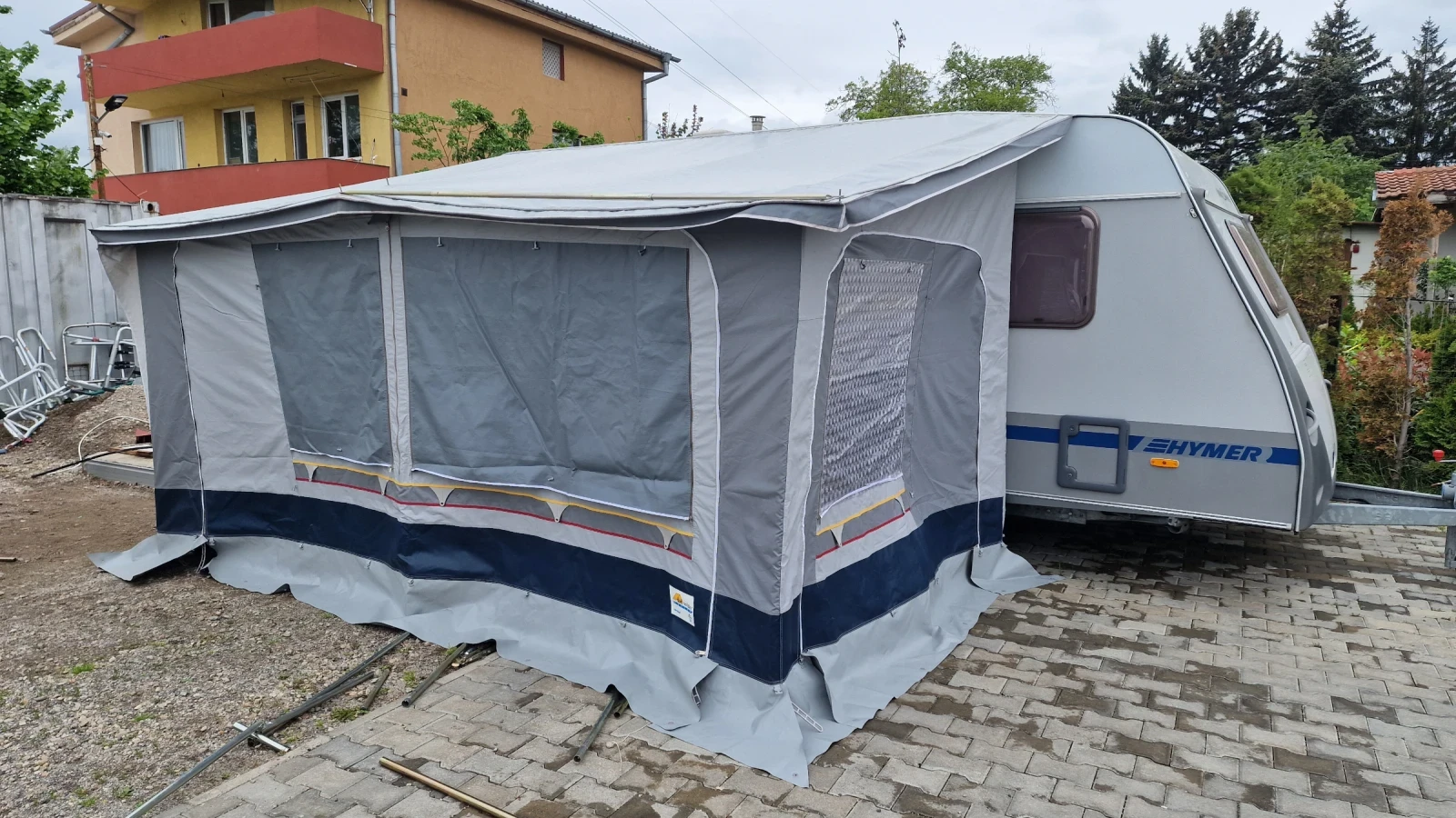 Каравана HYMER / ERIBA ERIBA, снимка 12 - Каравани и кемпери - 54669816
