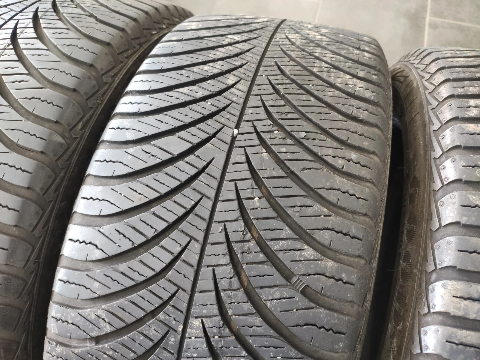 215/45R16 | Mobile.bg   2