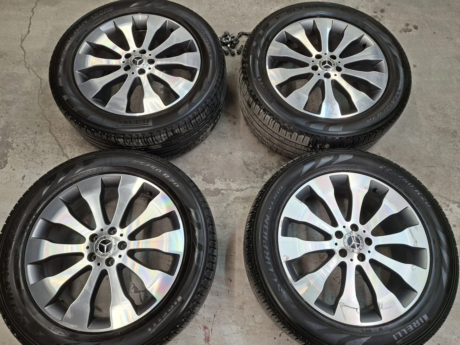 Гуми с джанти Pirelli 275/50R20, снимка 2 - Гуми и джанти - 54920931