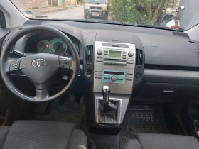Toyota Corolla verso, снимка 5