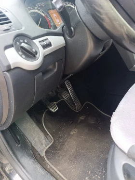 Skoda Octavia 2.0TDI VRS , снимка 12