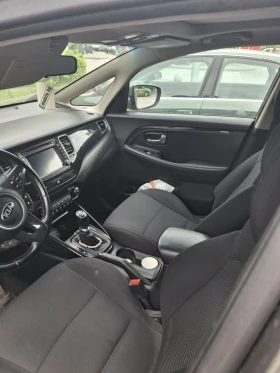 Kia Carens, снимка 3