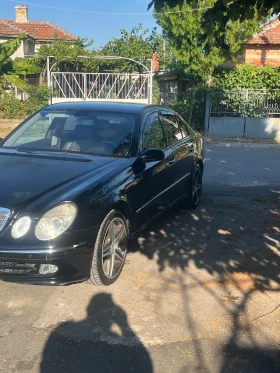 Mercedes-Benz E 320 